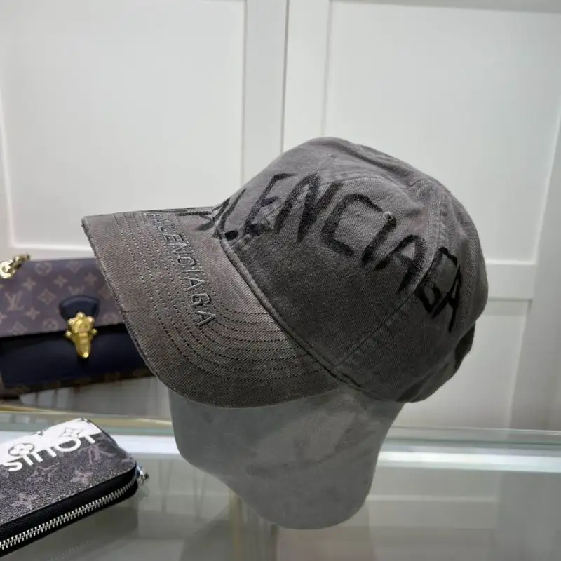 Balenciaga cap (84)